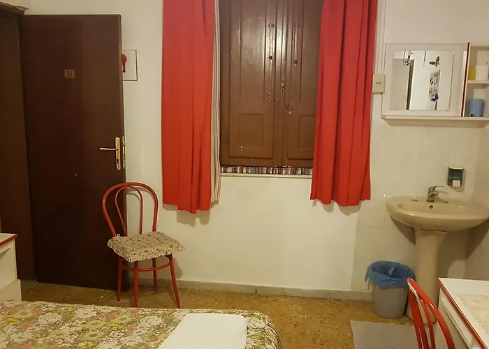 Bernardini Hotel *